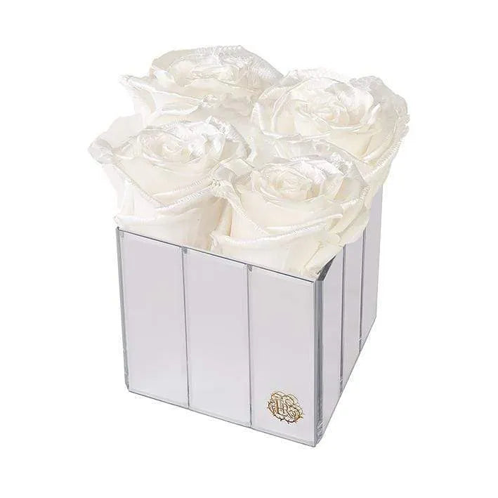 Eternal Roses® Gift Box Pearly White Lexington Small Forever Roses Gift Box