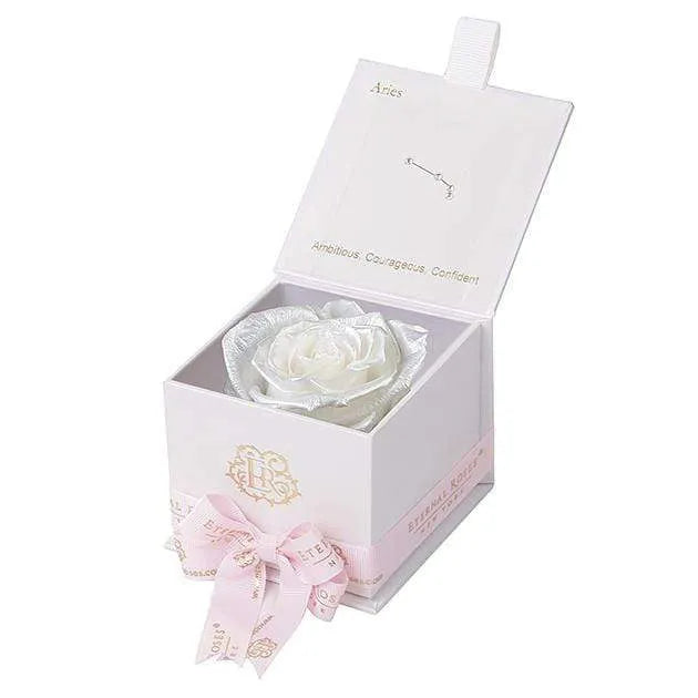Eternal Roses® Astor Gift Box White / Pearly White Astor Eternal Rose Gift Box - Aries