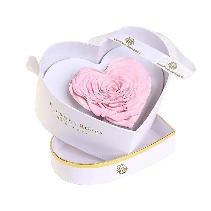 Eternal Roses® Chelsea Heart Eternal Rose Gift Box Black in Blush