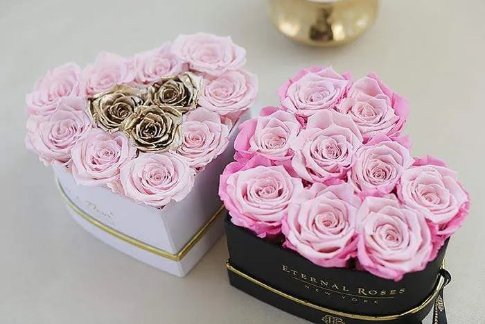 Chelsea Eternal Rose Gift Box | Heart Gift Box | Eternal Roses ...