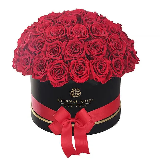 Eternal Roses® Gift Box Black / Scarlet Estella Gift Box