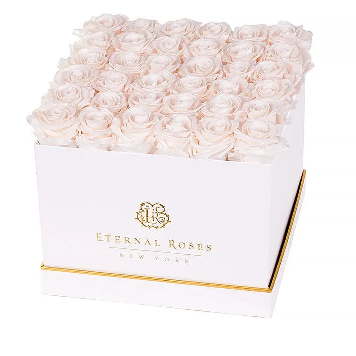 Eternal Roses® Gift Box Lennox Grand Eternal Rose Gift Box - Best Gift for Birthday/Anniversary