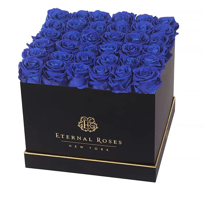 Eternal Roses® Gift Box Black Lennox Grand Lux Gift Box in Azzure