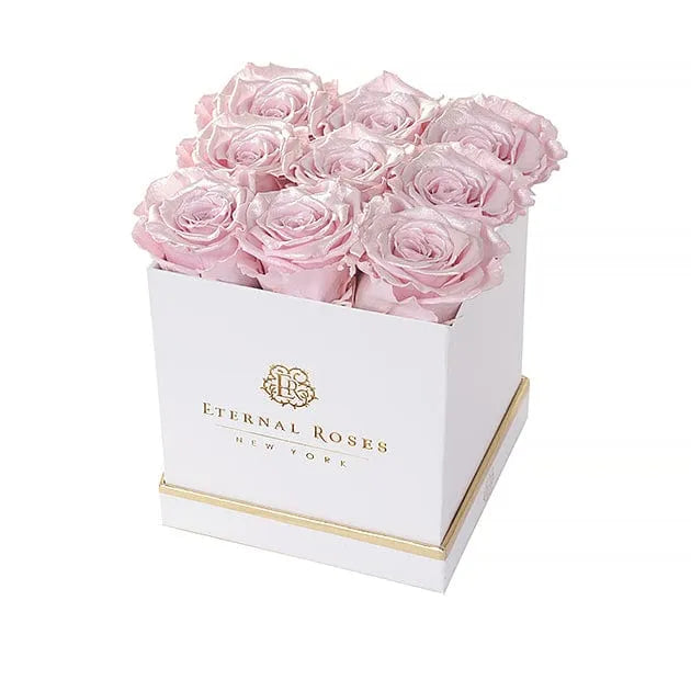 Eternal Roses® Gift Box Lennox Large Eternal Rose Gift Box