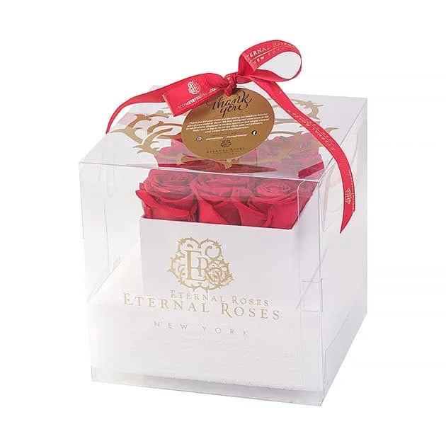 Eternal Roses® Gift Box Lennox Large Eternal Rose Gift Box