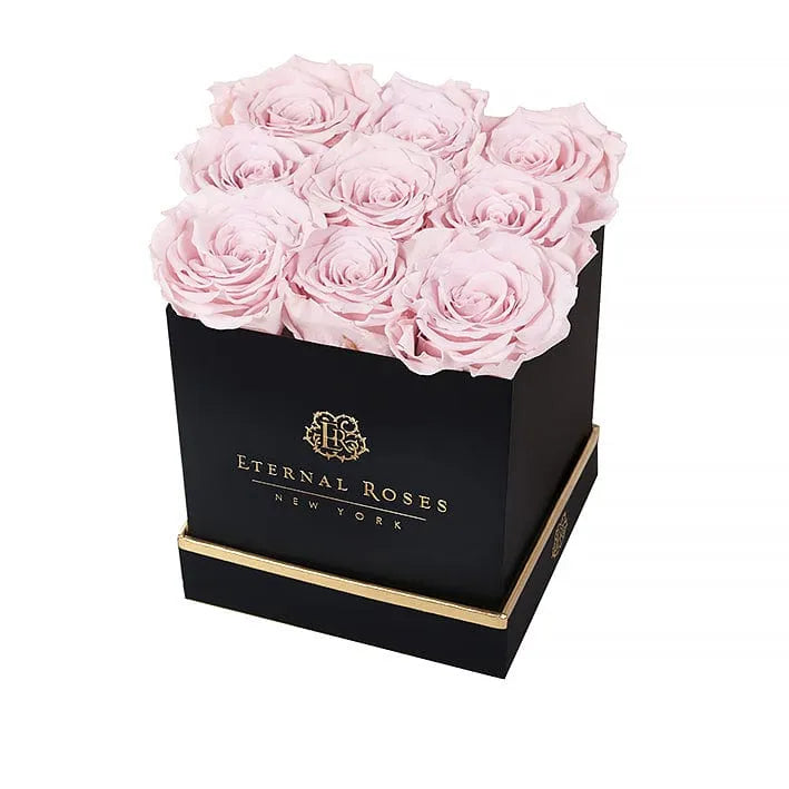 Eternal Roses® Gift Box Lennox Large Eternal Rose Gift Box