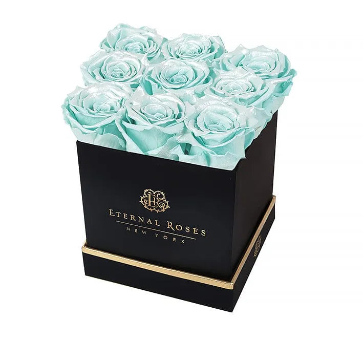 Eternal Roses® Gift Box Lennox Large Eternal Rose Gift Box