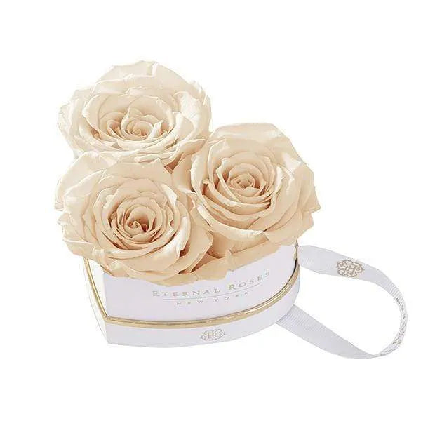 Eternal Roses® Gift Box White / Champagne Mini Chelsea Gift Box
