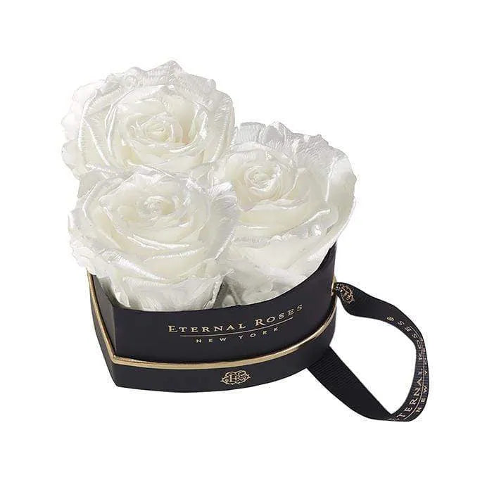 Eternal Roses® Gift Box Black / Pearly White Mini Chelsea Gift Box