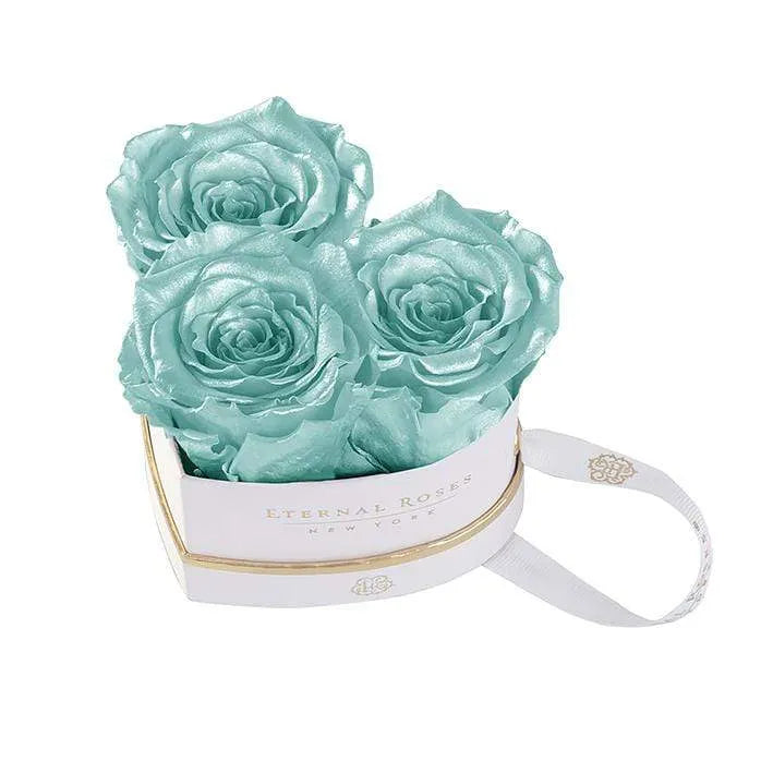 Eternal Roses® Gift Box White / Pearly Tiffany Blue Mini Chelsea Gift Box