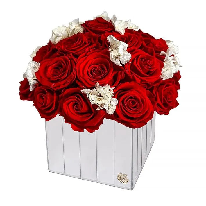 Eternal Roses® Scarlet / Scarlet Lexington Large Half Moon Gift Box