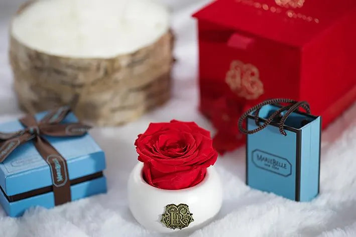 Eternal Roses® Nobu Red Velvet Gift Box