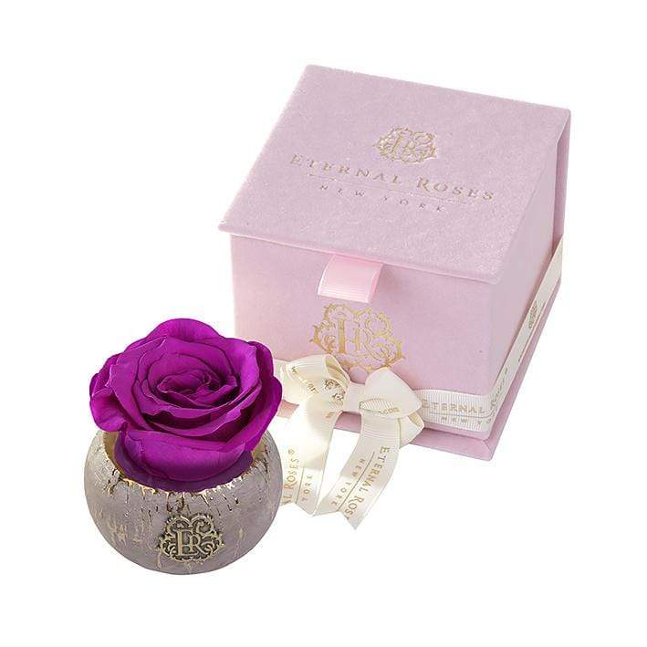 Eternal Roses® Centerpiece Tiffany Soft Pink Velvet Gift Box