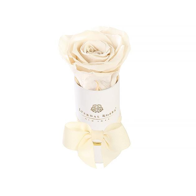 Eternal Roses® Gift Box White / Pearl Liberty Eternal Rose Gift Box