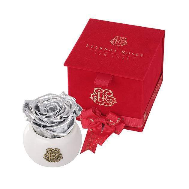 Eternal Roses® Silver Nobu Red Velvet Gift Box